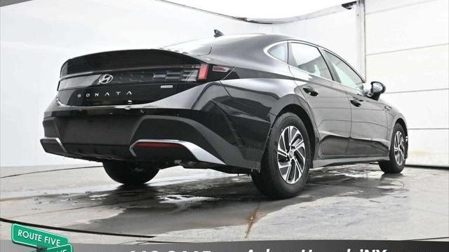 2026 Hyundai SONATA Hybrid Blue