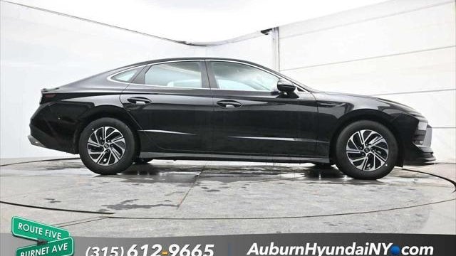 2026 Hyundai SONATA Hybrid Blue