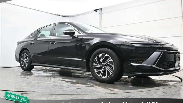 2026 Hyundai SONATA Hybrid Blue