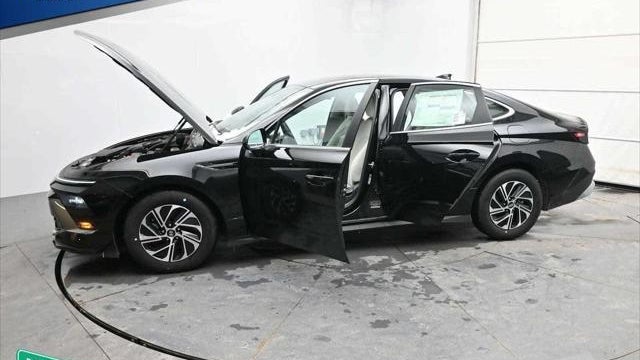 2026 Hyundai SONATA Hybrid Blue