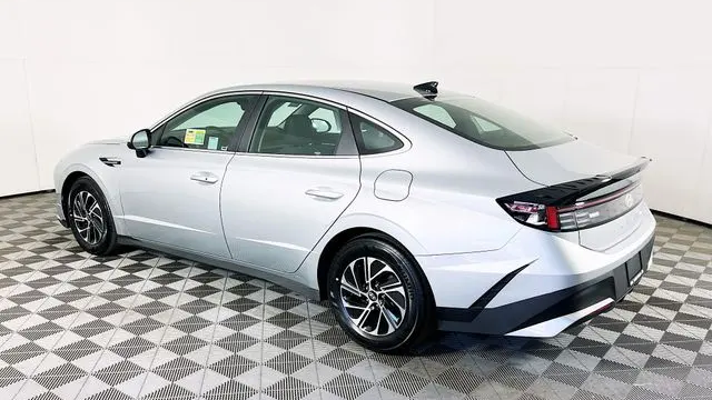 2026 Hyundai SONATA Hybrid Blue