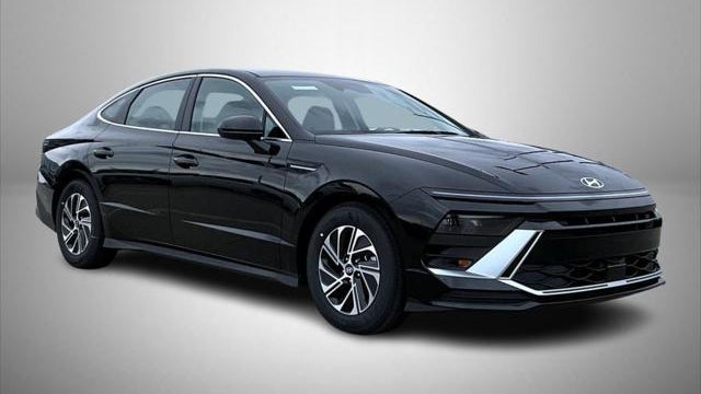 2026 Hyundai SONATA Hybrid Blue