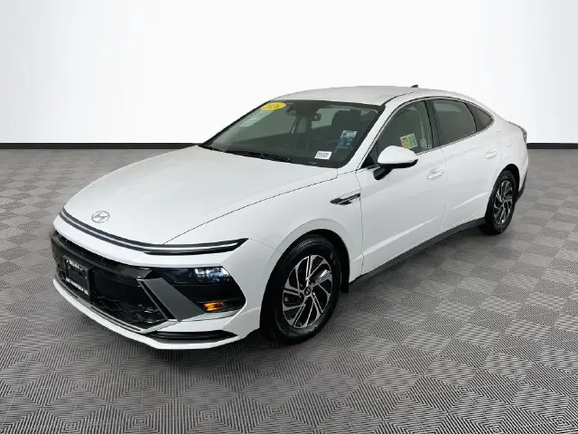 2026 Hyundai Sonata - $25,800