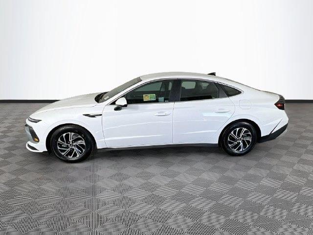 2026 Hyundai Sonata - $25,800