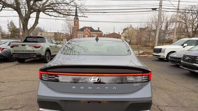 2026 Hyundai SONATA Hybrid Blue