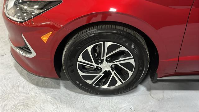 2023 Hyundai SONATA Hybrid Blue