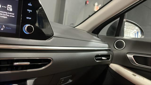 2023 Hyundai SONATA Hybrid Blue