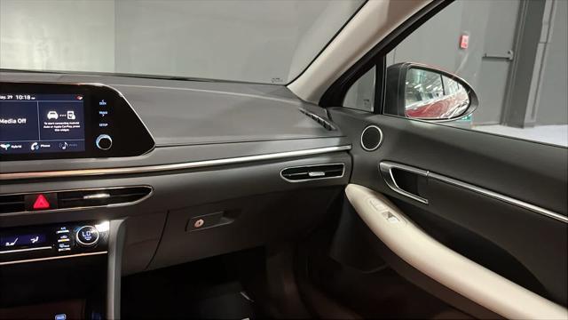 2023 Hyundai SONATA Hybrid Blue