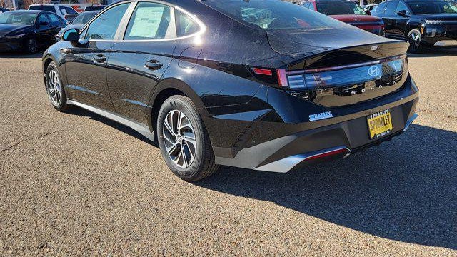 2026 Hyundai SONATA Hybrid Blue