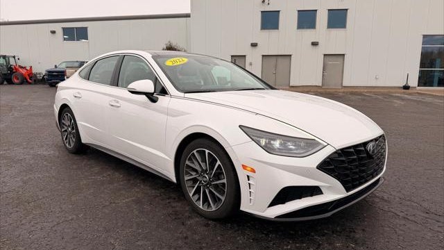 2022 Hyundai SONATA Limited
