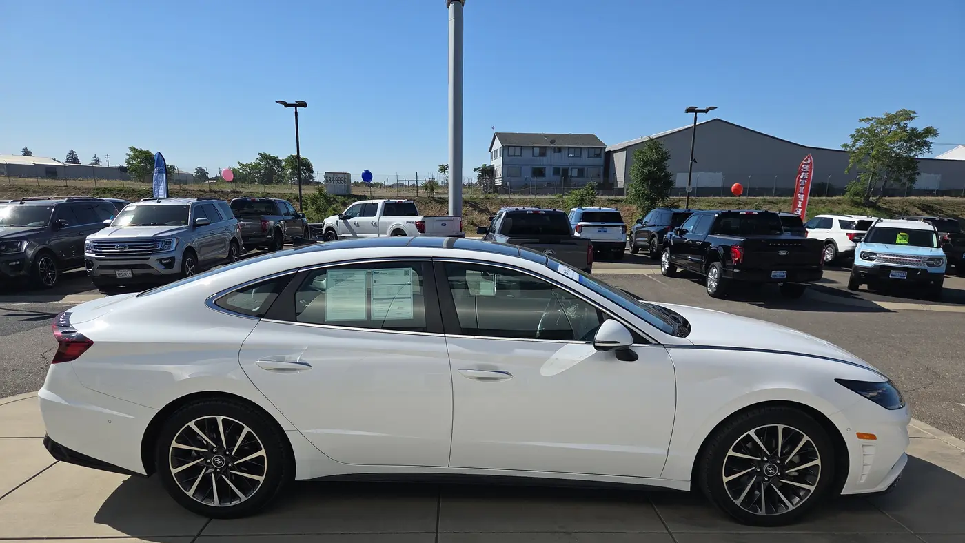 2023 Hyundai SONATA Limited