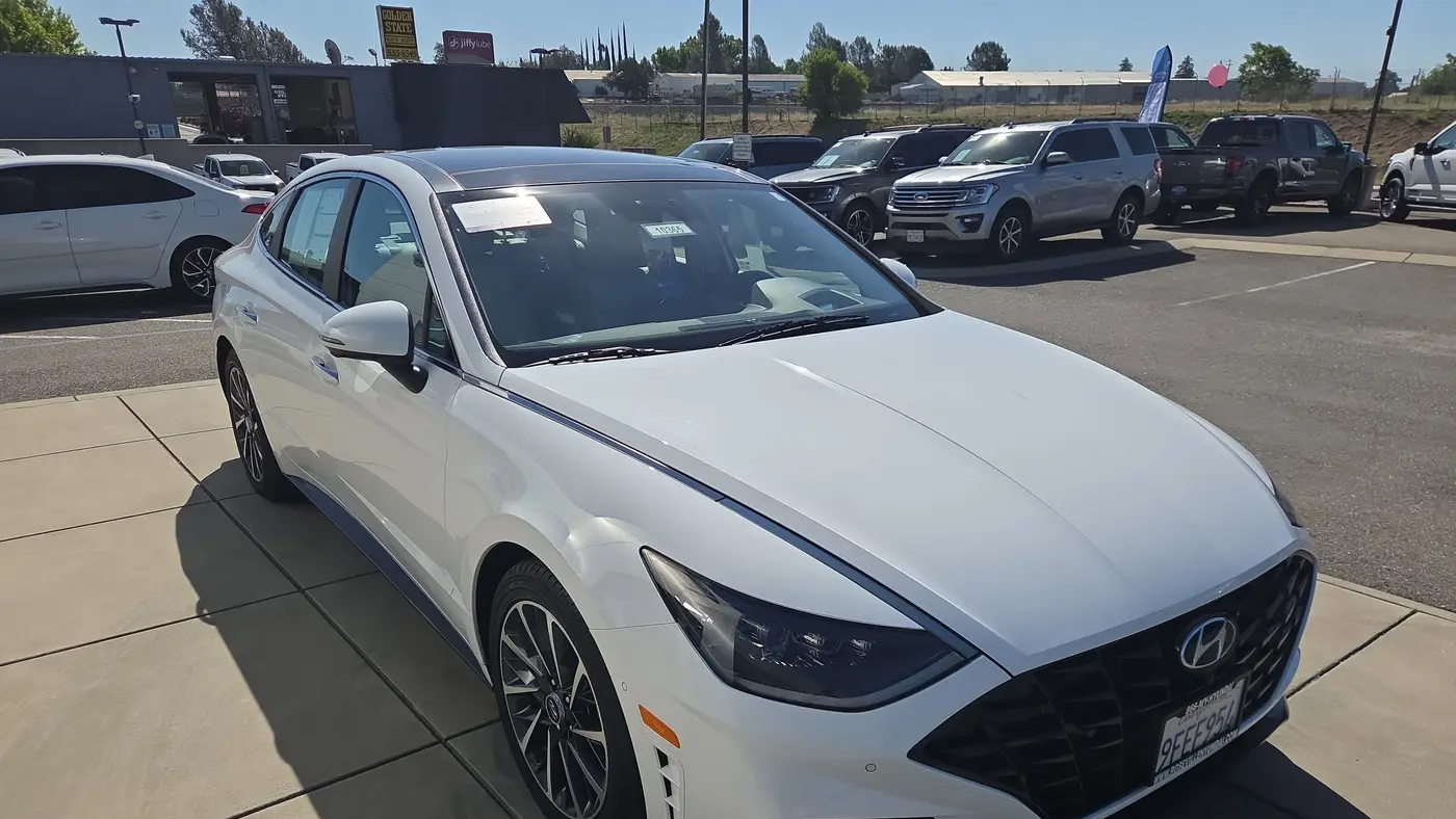 2023 Hyundai SONATA Limited