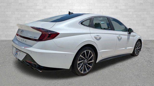 2022 Hyundai SONATA Limited