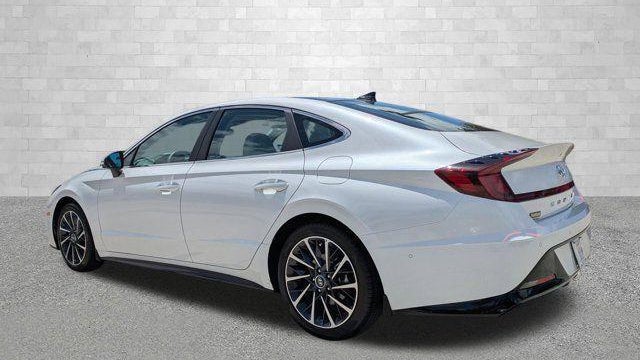 2022 Hyundai SONATA Limited