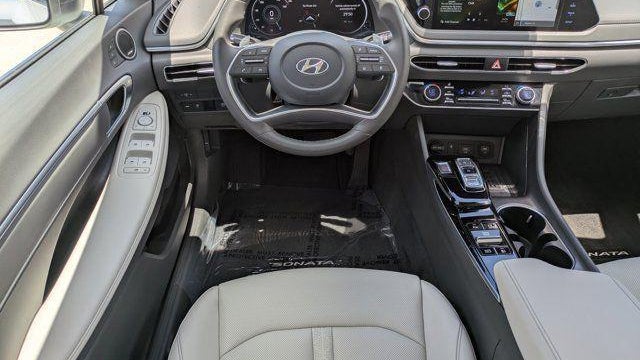 2022 Hyundai SONATA Limited