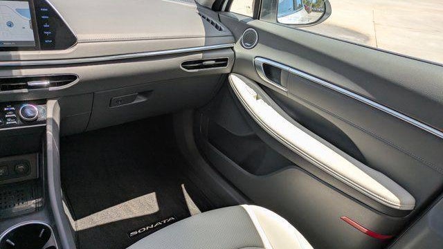2022 Hyundai SONATA Limited