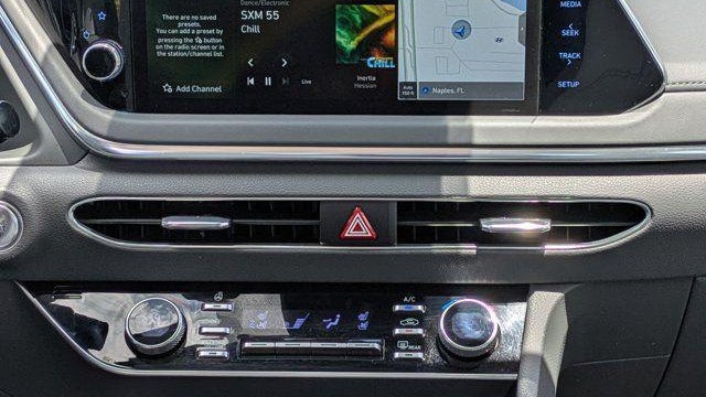 2022 Hyundai SONATA Limited