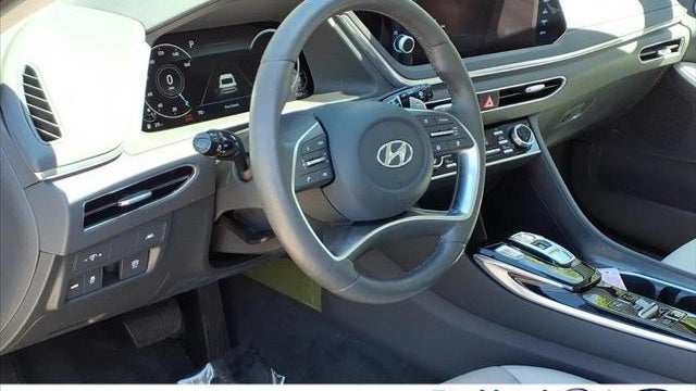 2023 Hyundai SONATA Limited