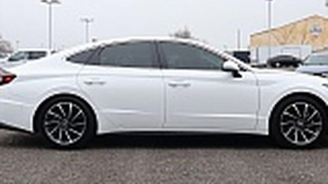 2023 Hyundai SONATA Limited