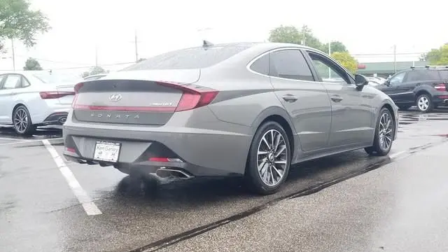 2022 Hyundai SONATA Limited