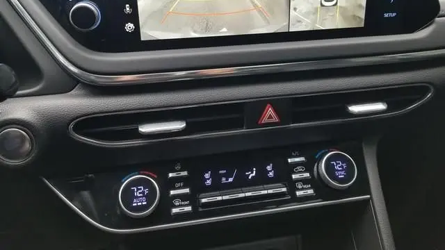 2022 Hyundai SONATA Limited