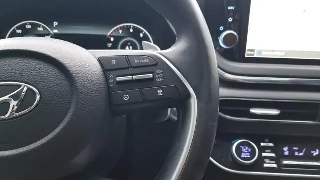 2022 Hyundai SONATA Limited