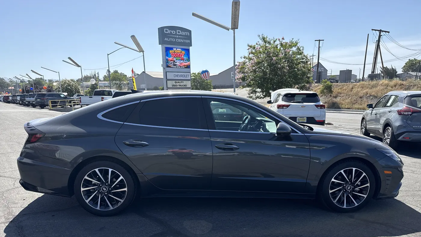 2022 Hyundai SONATA Limited