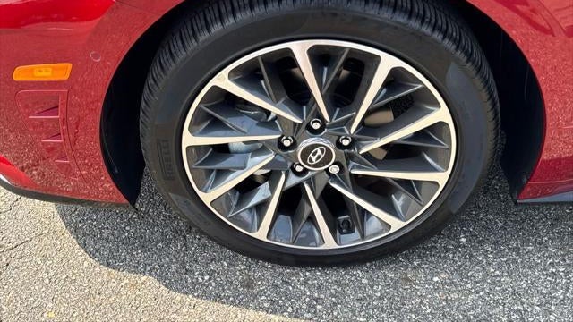 2023 Hyundai SONATA Limited