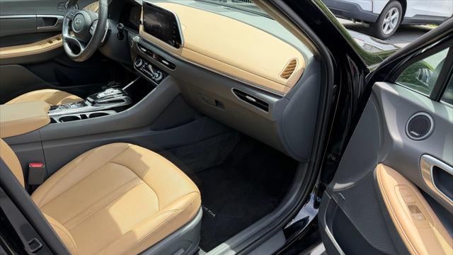 2023 Hyundai SONATA Limited