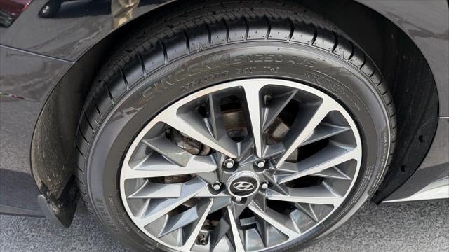 2023 Hyundai SONATA Limited