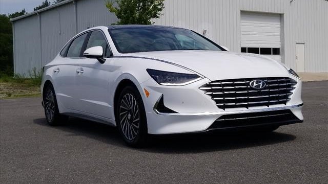 2024 Hyundai SONATA Hybrid SEL