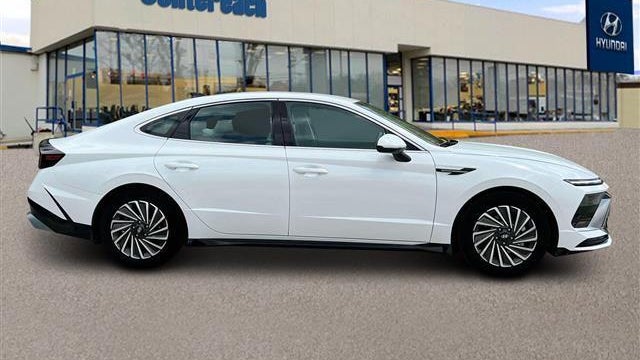 2024 Hyundai SONATA Hybrid SEL