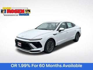 2025 Hyundai SONATA Hybrid with Serenity White Exterior