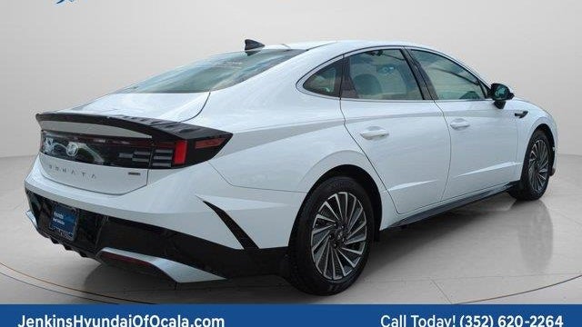 2025 Hyundai SONATA Hybrid SEL