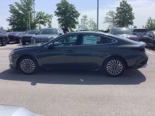 2025 Hyundai SONATA Hybrid with Portofino Gray Exterior