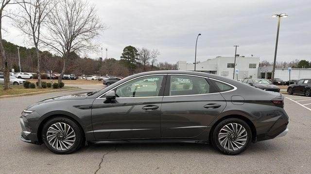 2025 Hyundai SONATA Hybrid SEL