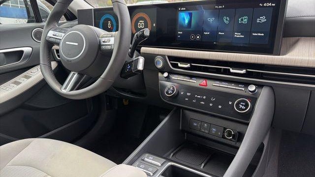 2025 Hyundai SONATA Hybrid SEL