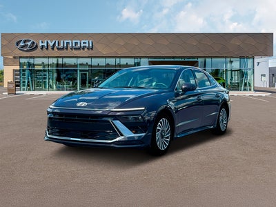 Photo of a 2025 Hyundai Sonata Hybrid SEL 4DR Sedan for sale