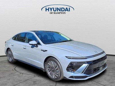 Photo of a 2026 Hyundai Sonata Hybrid SEL 4DR Sedan for sale