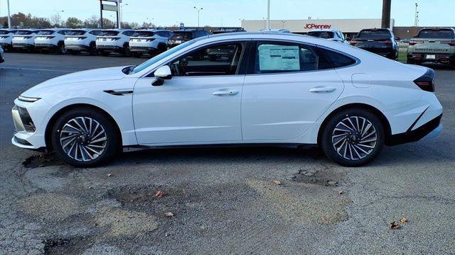 2026 Hyundai SONATA Hybrid SEL