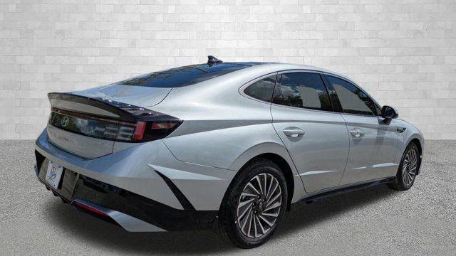 2026 Hyundai SONATA Hybrid SEL