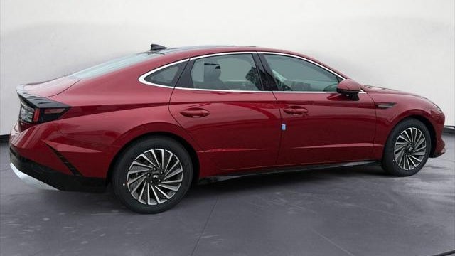 2026 Hyundai SONATA Hybrid SEL