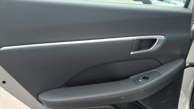 2022 Hyundai SONATA Hybrid SEL
