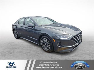 2022 Hyundai SONATA Hybrid with Portofino Gray Exterior
