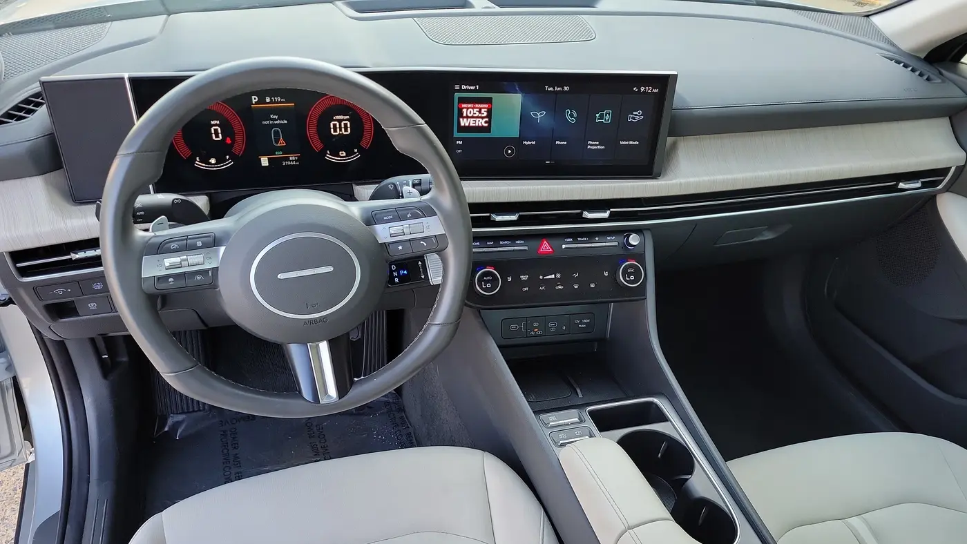 2025 Hyundai SONATA Hybrid SEL