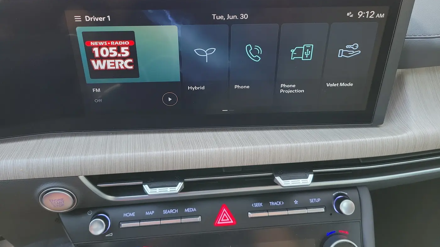 2025 Hyundai SONATA Hybrid SEL