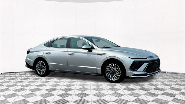 2025 Hyundai SONATA Hybrid SEL