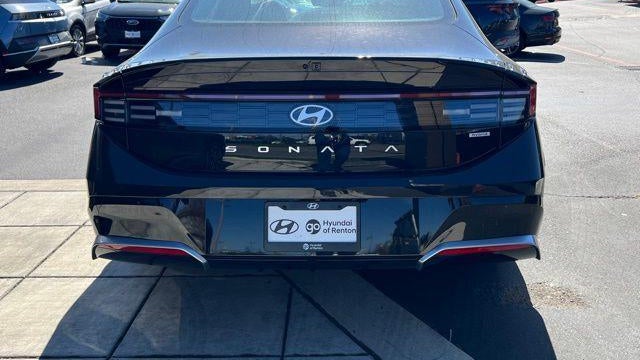 2025 Hyundai SONATA Hybrid SEL