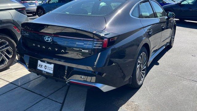 2025 Hyundai SONATA Hybrid SEL
