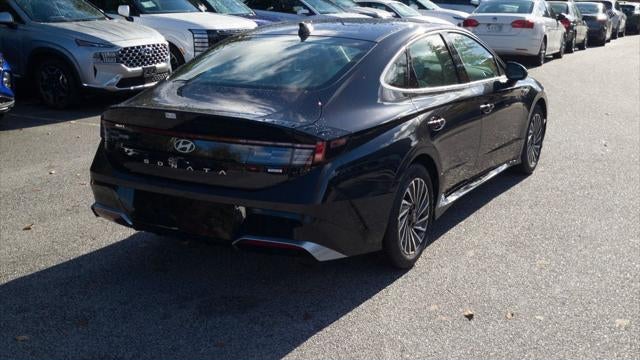 2025 Hyundai SONATA Hybrid SEL